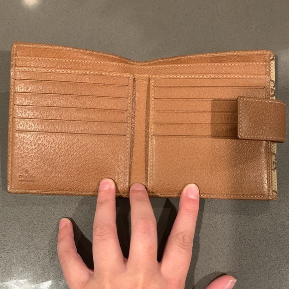 Authentic Gucci monogram canvas bifold wallet - Picture 6 of 12